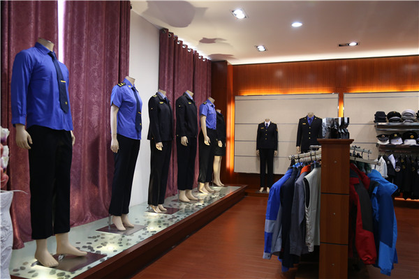 匠心织造，平价奢华——贵州神鹰服饰工厂旗舰店盛大开业